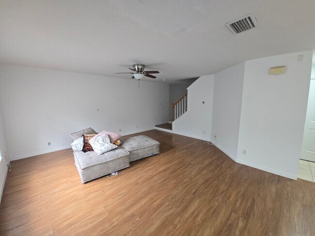 Photo - 3/3 Townhome In Valrico