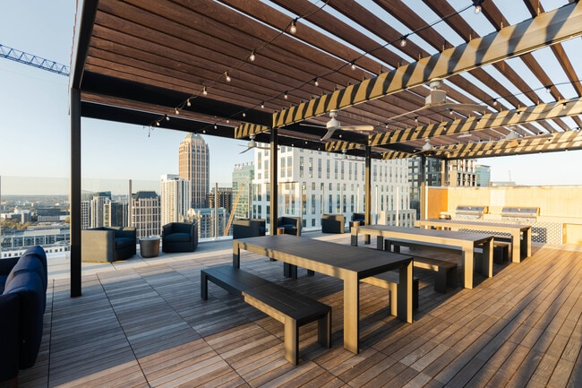 Photo - Sora at Spring Quarter