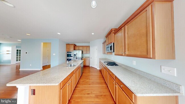 2604 Brooke Grove Rd