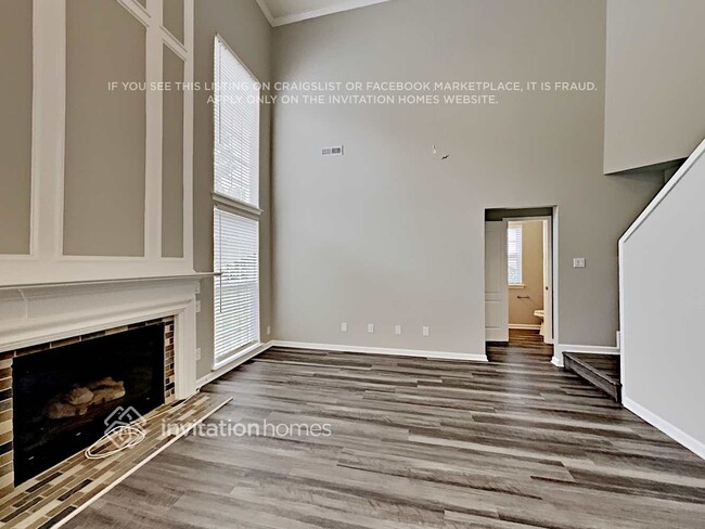 Photo - 5528 Wedgegate Dr