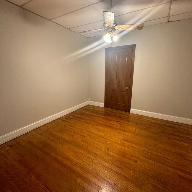 Photo - 4642 Farlin Ave Unit 1F