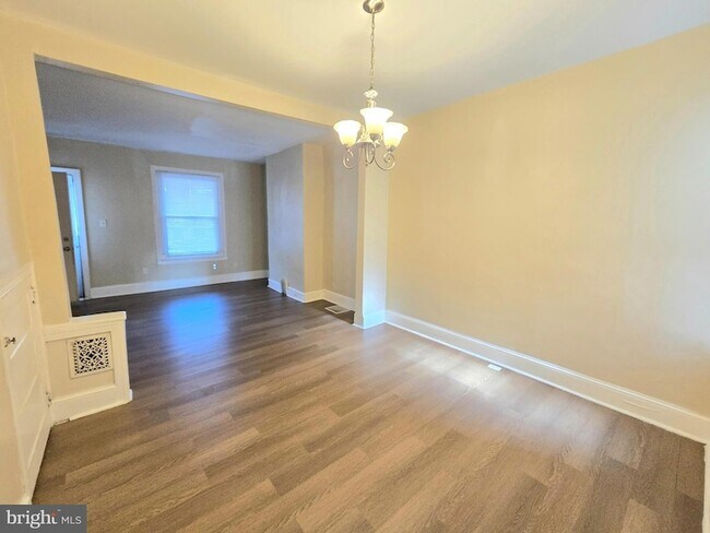 106 S 55th St