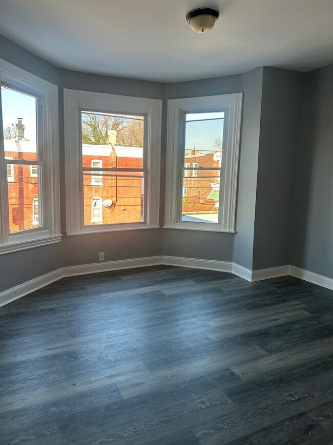 Photo - 3BR 1,5 bath Only with 3 Br pha voucher