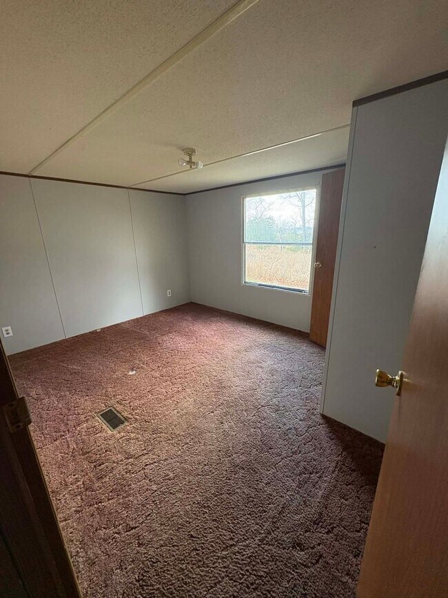 Photo - Simple Country Living!