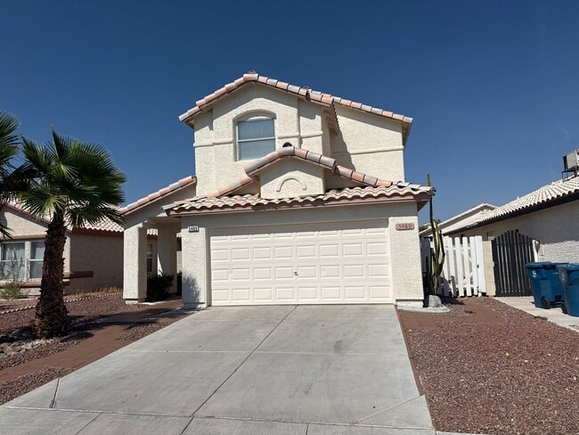 Building Photo - 3 Bed 2.5 bath home; Minutes from the Strip