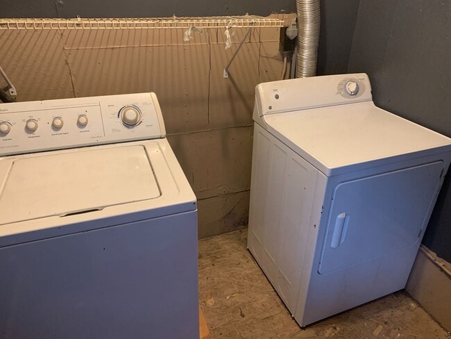 Photo - LARGE HOUSE IN CEDAR FALLS  fenced yard, deck, washer / dryer, central air,