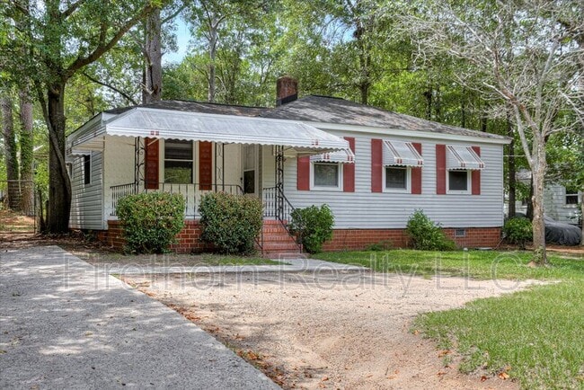 Photo - 2717 Richmond Hill Rd