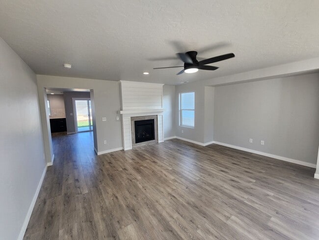 Photo - Brand New 5 Bedroom