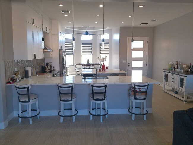Photo - Beautiful Brand-New Home for Rent in Viewpoint Estates Winter Rental