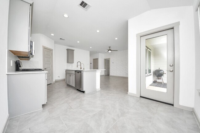 Photo - 28930 Yulee Mill Dr