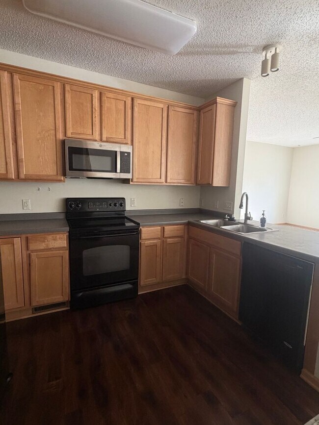 Photo - 18340 Kerrville Trail