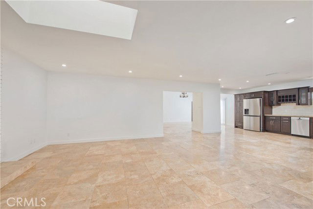 Photo - 17326 Chase St