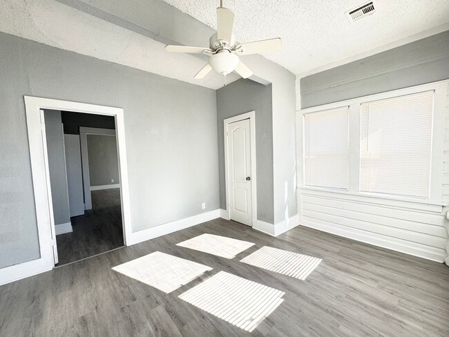 Photo - 1119 NW 9th St Unit A