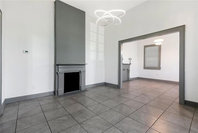 Photo - 1839 Touro St