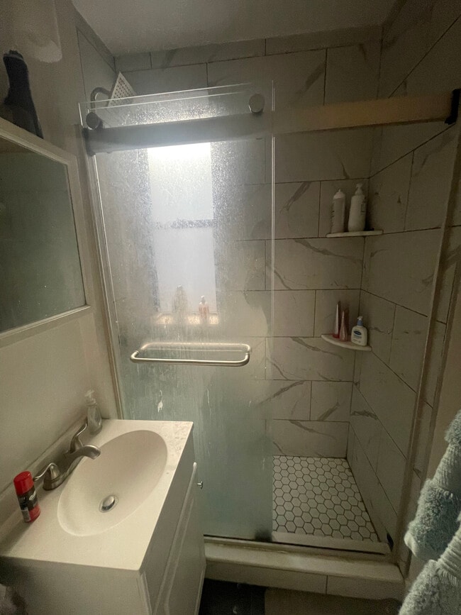 Photo - 75 Park St Unit 1