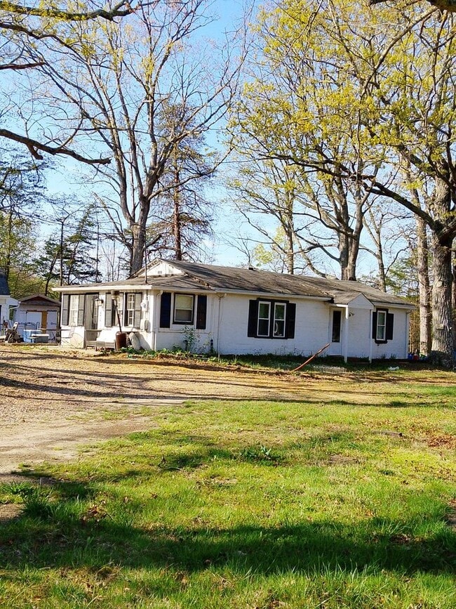 Building Photo - 14416 Bristow Rd