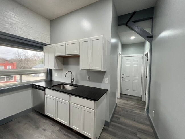 Photo - 330 E Garfield Rd Unit Loft