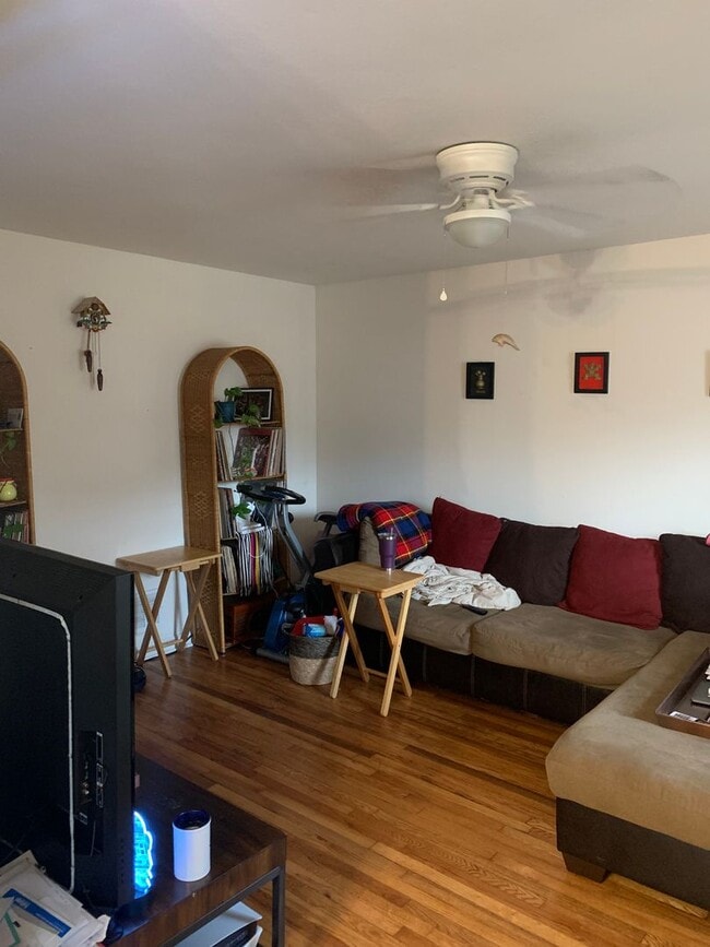 Photo - 417-427 Morton Ave Unit Morton Ave 417