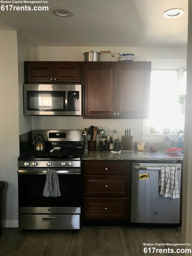 Photo - 7 Quincy St Unit 2