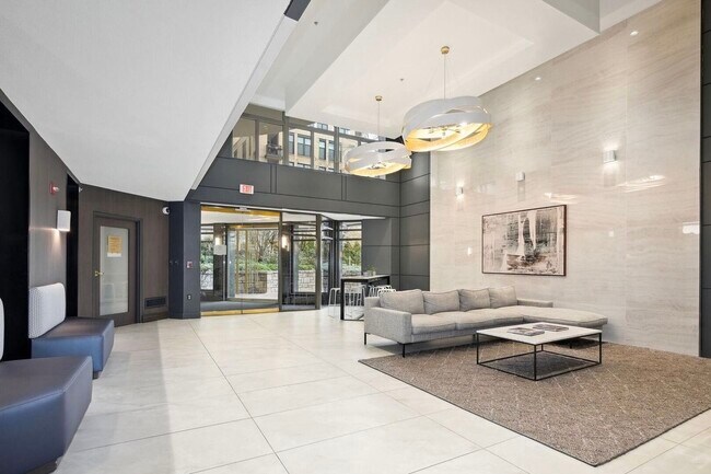 Photo - 7111 Woodmont Ave Unit 7111 Woodmont Ave,  712