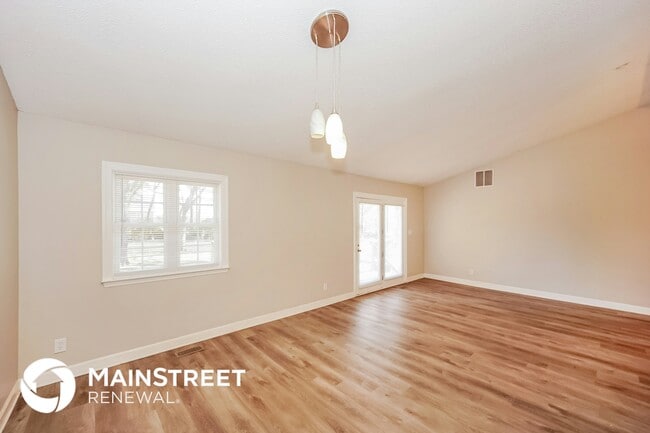 Photo - 167 Mooreland Rd