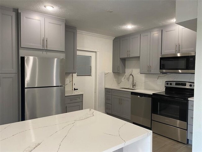 Photo - 7700 Northwest 33rd Street