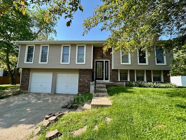 Photo - 1180 Standish Dr House