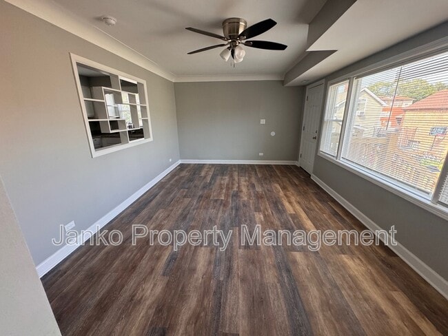 Photo - 2237 Vermont St Unit 2w