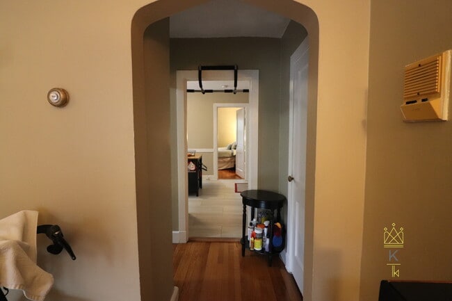 Photo - 30 Beechcroft St Unit 1