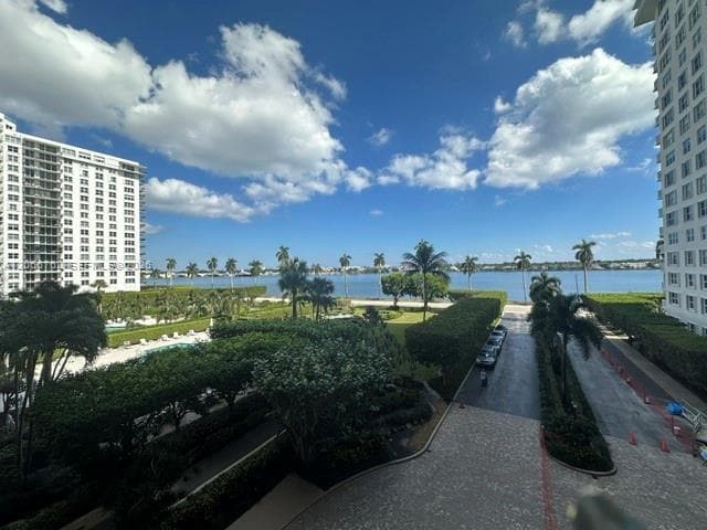 Building Photo - 1801 S Flagler Dr Unit 408