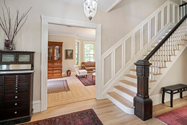 Photo - 247 Kent St Unit 247