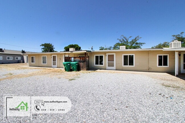 Building Photo - 5410 Happy Valley Rd Unit 3
