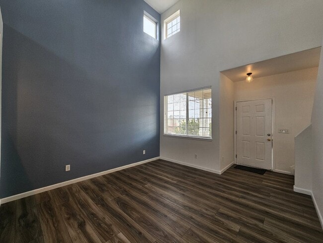 Photo - 10043 MacKay Dr