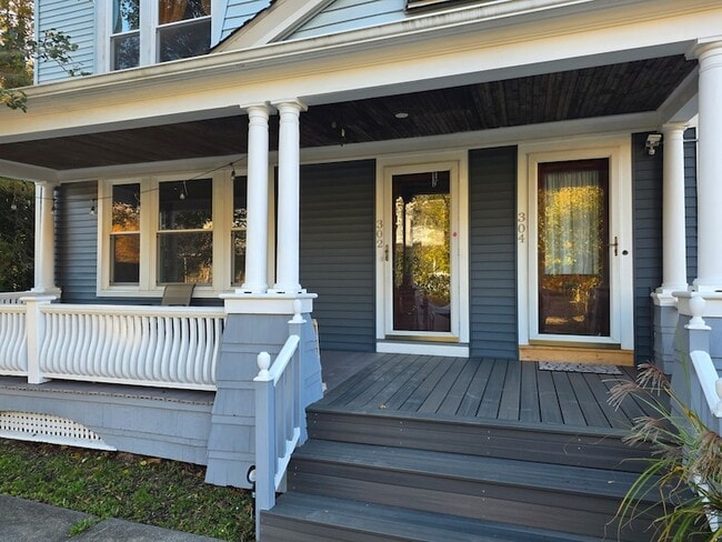 Photo - 302 Lexington Ave