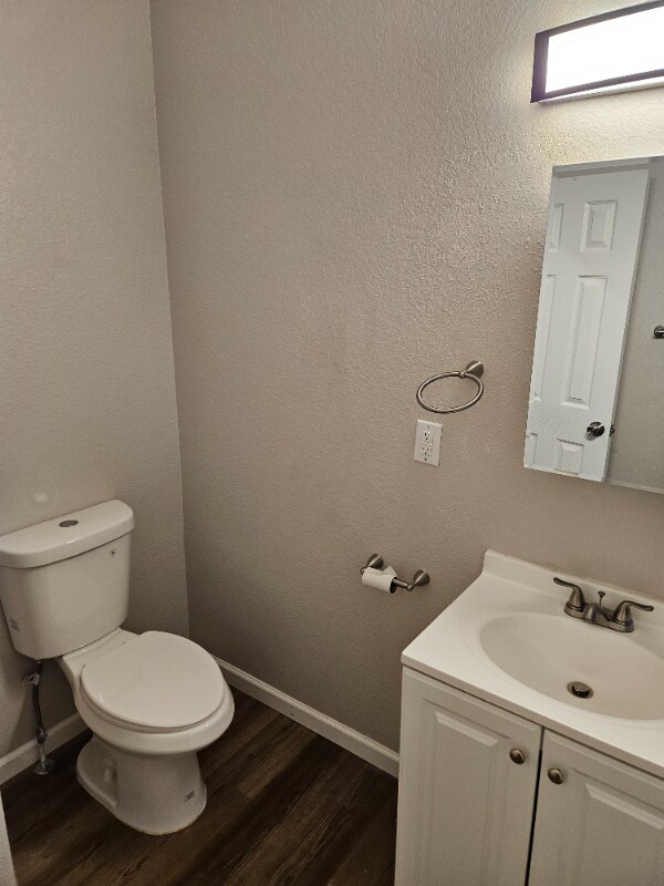 Photo - 817 E B St Unit B