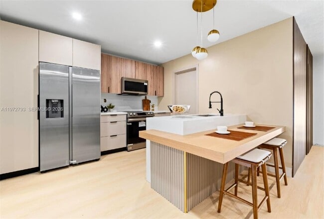 Building Photo - 1905 NW 62nd Terrace