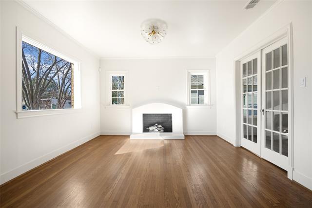 Photo - 5623 McCommas Blvd