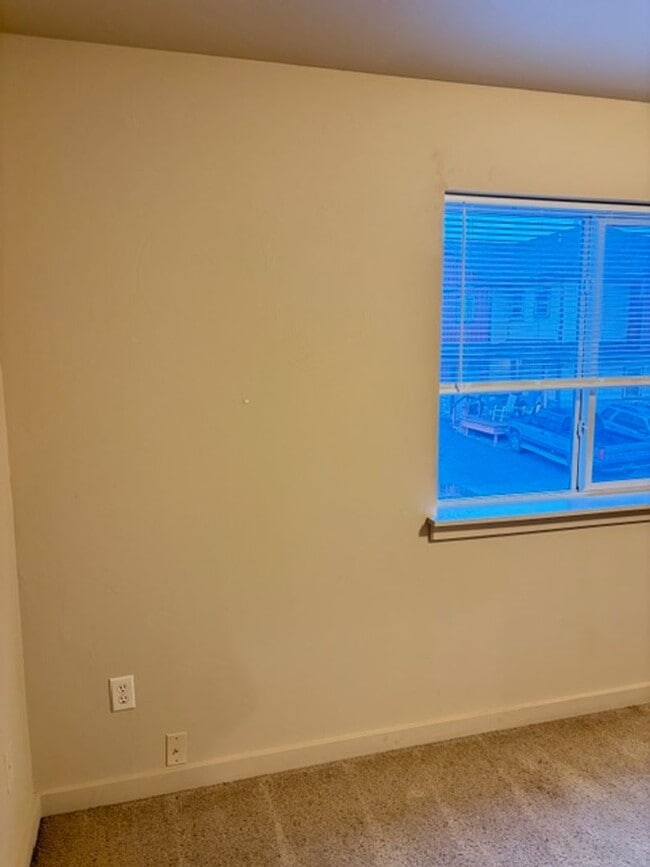 Photo - 3 Bedrooms 2 1/2 Bathroom Bozeman Townhouse - Great Location