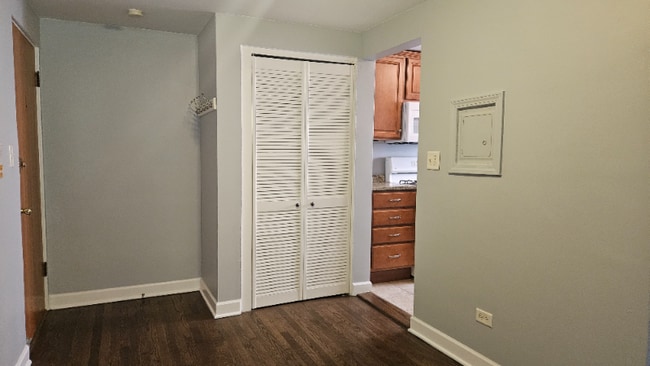 Photo - 4044 N California Ave Unit 304