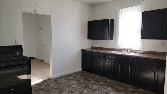 Photo - 2119 S Walnut St