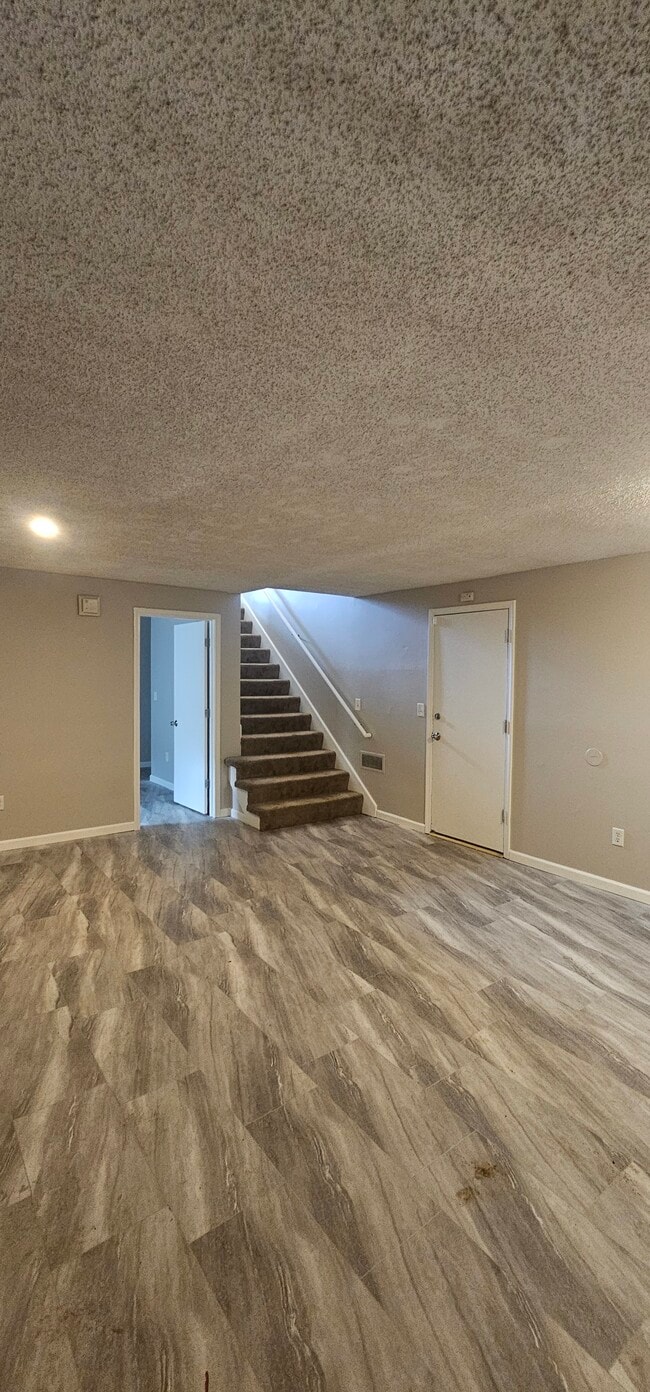 Photo - 11418 E 71st St