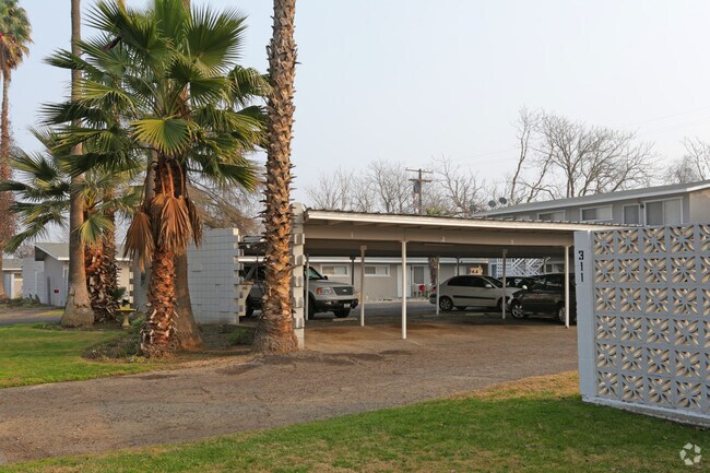 Palm Circle Apartments
