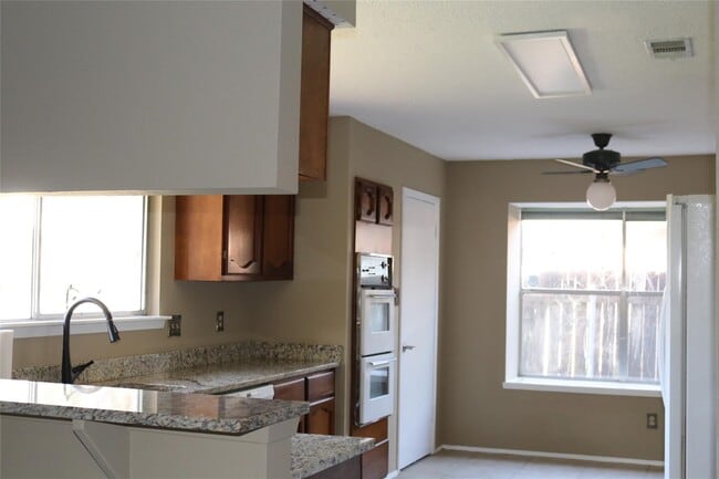 Photo - 17131 Morning Star Ave