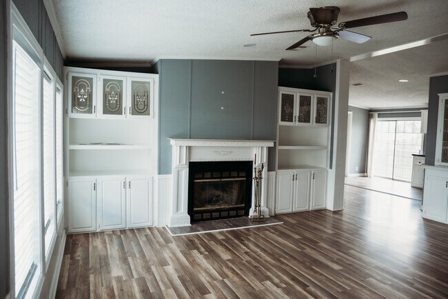 Photo - 2545 Lee Turner Rd