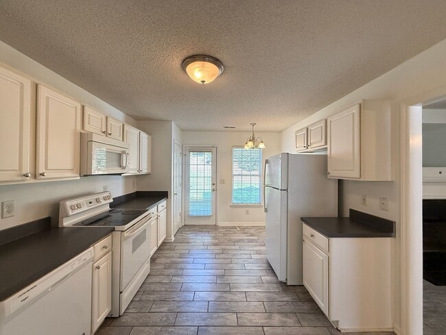 Photo - 1148 Academic Dr