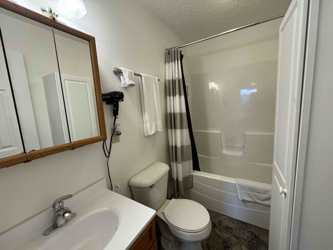 931 Middle St Unit 102