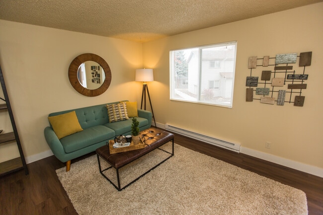 Photo - ST. JAMES SQUARE