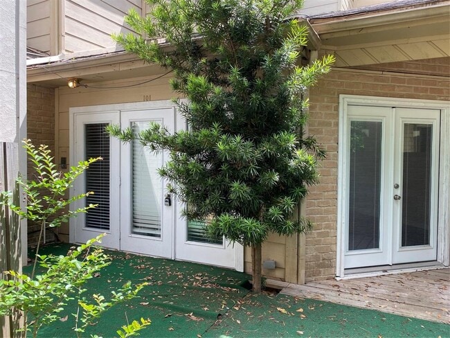 Photo - 12625 Memorial Dr Unit 101