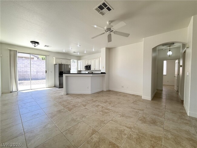 Photo - 10677 Windrose Point Ave