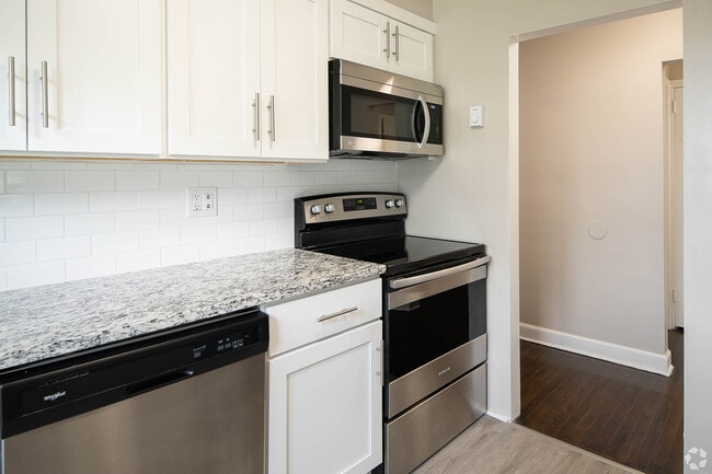 Arbor Grove Apartments